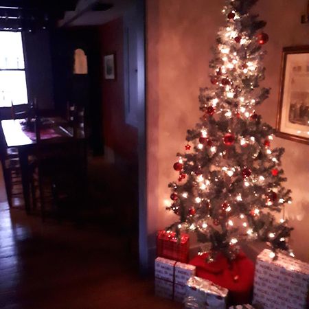 The Olde Angel Inn Niagara-on-the-Lake Εξωτερικό φωτογραφία
