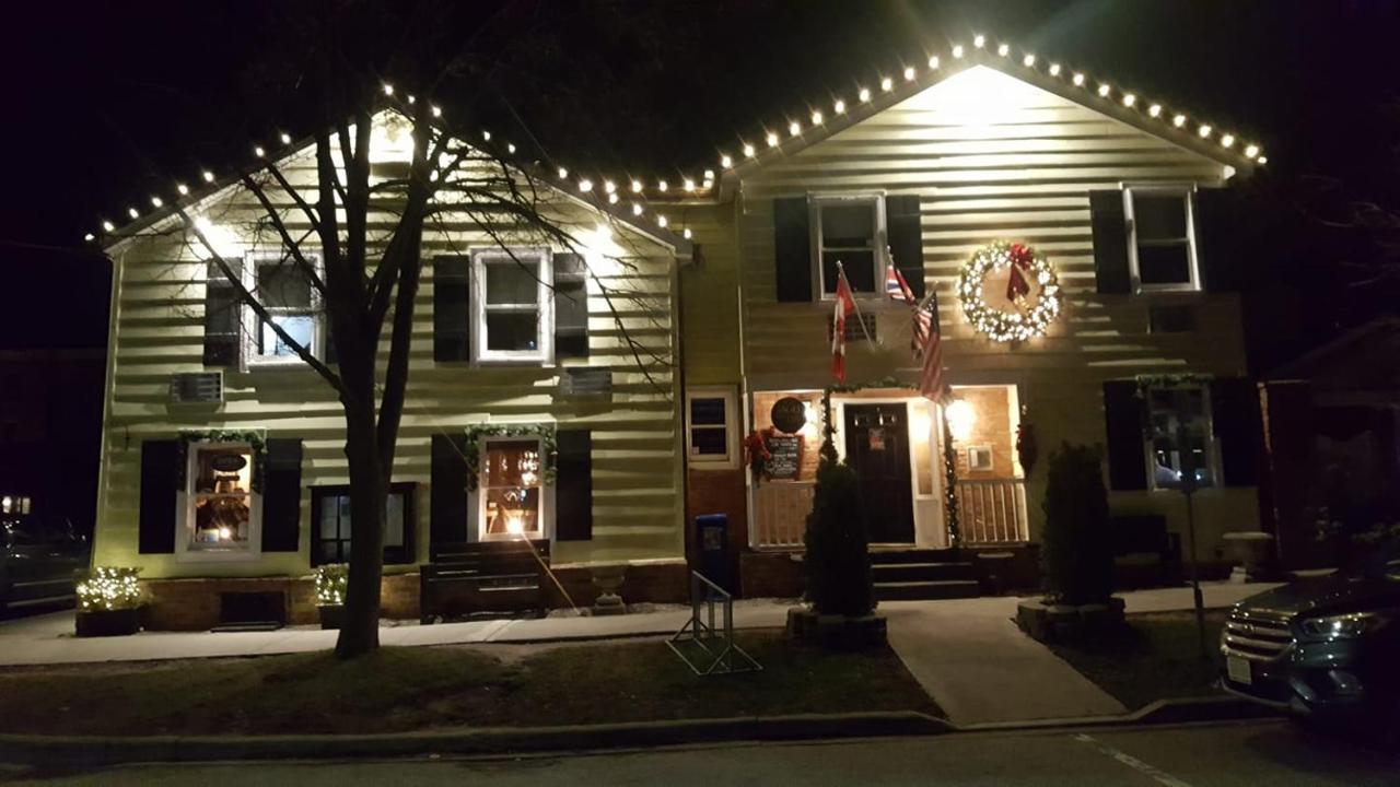 The Olde Angel Inn Niagara-on-the-Lake Εξωτερικό φωτογραφία